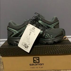 Men’s size 7.5 Salomon’s